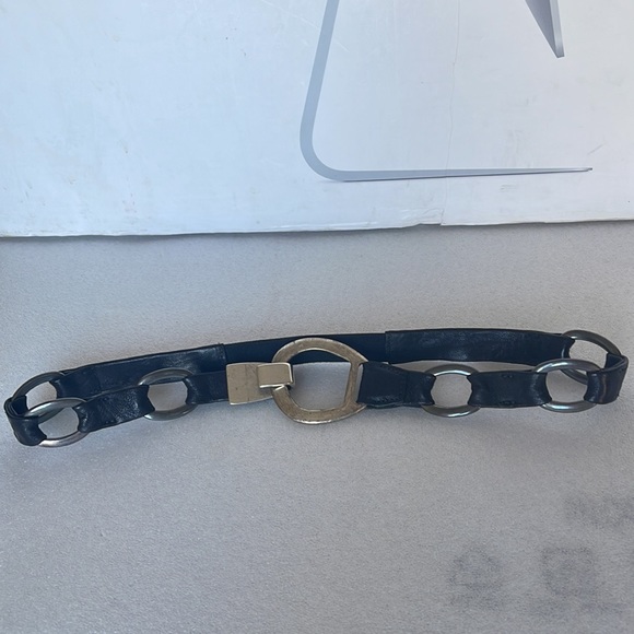 Mod Dep 7832 Women’s Black Leather silver Buckle Belt 32” - Picture 7 of 7